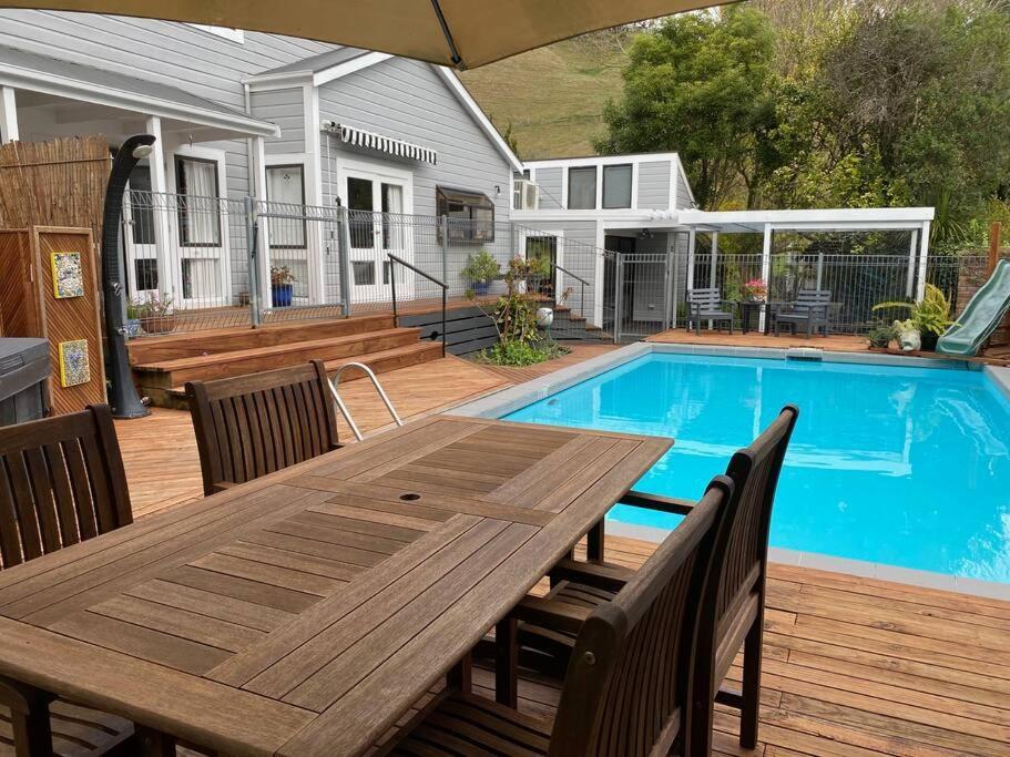 Superb Studio Retreat With Spa, Pool & Bbq Access Whanganui Exterior foto